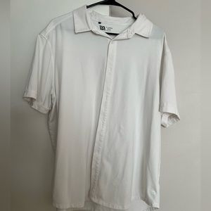 VRST Short Sleeve Button Down Shirt